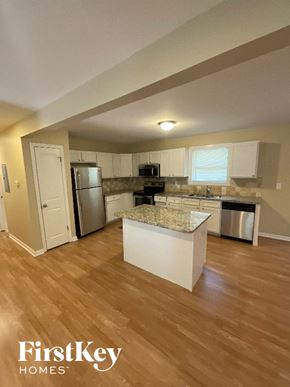 Snellville house for rent - 2432 Northbrook Road Snellville, GA 30039