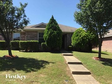 Lancaster house for rent - 2434 Meadowgate Lane Lancaster, TX 75134