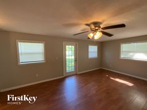 Fort Myers house for rent - 2437 Dover Ave Fort Myers, FL 33907