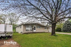 Florissant house for rent - 2490 Flamingo Dr Florissant, MO 63031