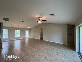 Cape Coral house for rent - 2512 NW 19th Pl Cape Coral, FL 33993
