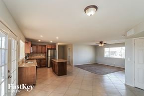 Phoenix house for rent - 2602 E Michigan Ave Phoenix, AZ 85032