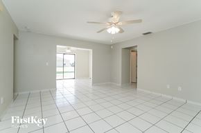 Cape Coral house for rent - 2603 NE 4th Ave Cape Coral, FL 33909