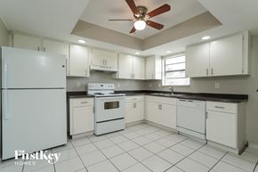 Cape Coral house for rent - 2603 NE 4th Ave Cape Coral, FL 33909