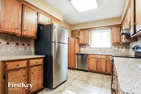 Blue Springs house for rent - 2636 Sw Krista Ct Blue Springs, MO 64015