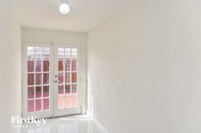 Hialeah house for rent - 2664 W 70th Pl Hialeah, FL 33016