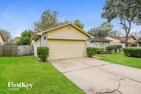 Pearland house for rent - A house with a garage is for sale by FirstKey Homes.