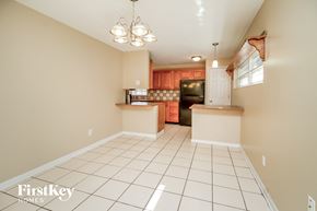Orlando house for rent - the kitchen is open to the dining room and living room