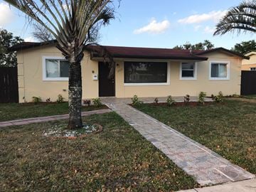 Miami Gardens house for rent - 2751 NW 209 Terrace Miami Gardens, FL 33056