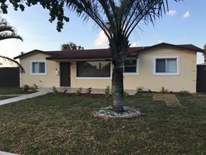 Miami Gardens house for rent - 2751 NW 209 Terrace Miami Gardens, FL 33056