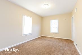Zion house for rent - 2901 Ezekiel Zion, IL 60099