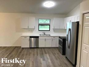 Lehigh Acres house for rent - 3001 28th St SW Lehigh Acres, FL 33976