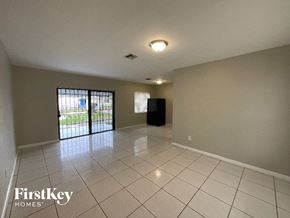 Miami Gardens house for rent - 3010 NW 187th St Miami Gardens, FL 33056