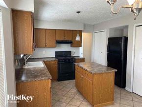 Reynoldsburg house for rent - 3012 Ambarwent Road Reynoldsburg, OH 43068