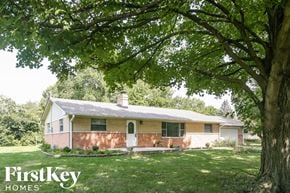 Indianapolis house for rent - 3080 Meeting House Lane Indianapolis, IN 46222