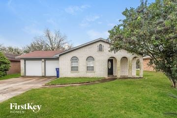 Baytown house for rent - 3112 ROYAL ST Baytown, TX 77521