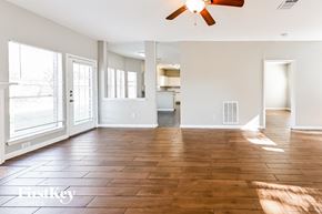 Dickinson house for rent - 3117 Bay Creek Dr Dickinson, TX 77539