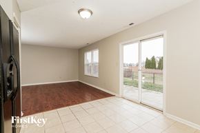 Whiteland house for rent - 3149 Monterey Drive Whiteland, IN 46184