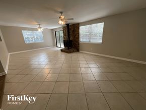 Jacksonville house for rent - 3204 Rogero Rd Jacksonville, FL 32277