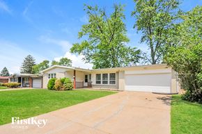 Florissant house for rent - 3245 Santiago Dr Florissant, MO 63033