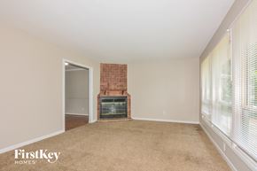 Florissant house for rent - 3245 Santiago Dr Florissant, MO 63033