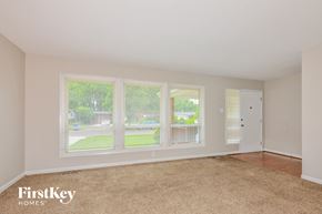 Florissant house for rent - 3245 Santiago Dr Florissant, MO 63033