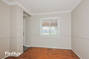 Florissant house for rent - 3245 Santiago Dr Florissant, MO 63033