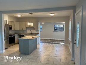 Additional image 5 of 3300 55th Street N, St. Petersburg, FL, 33710