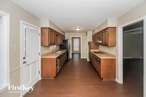 Bartlett house for rent - 3333 Summerhill Drive Bartlett, TN 38134