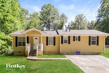 Decatur house for rent - 3335 Phillips Cir Decatur, GA 30032