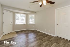 Decatur house for rent - 3335 Phillips Cir Decatur, GA 30032