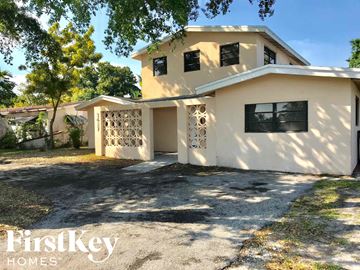 Lauderdale Lakes house for rent - 3427 NW 37th St Lauderdale Lakes, FL 33309