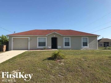 Lehigh Acres house for rent - 3600 19 ST SW Lehigh Acres, FL 33976
