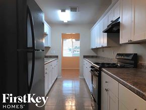 Phoenix house for rent - 3625 W San Juan Ave Phoenix, AZ 85019