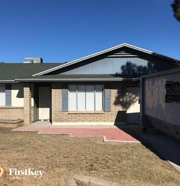 Glendale house for rent - 3730 W Hartford Ave Glendale, AZ 85308