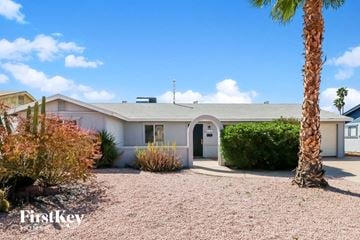 Phoenix house for rent - 3733 E Eugie Ave Phoenix, AZ 85032