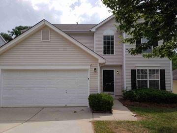Winston-Salem house for rent - 3760 Thornaby Cir Winston-Salem, NC 27107