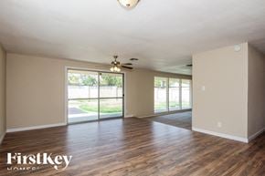 Phoenix house for rent - 3826 W GRISWOLD Rd Phoenix, AZ 85051