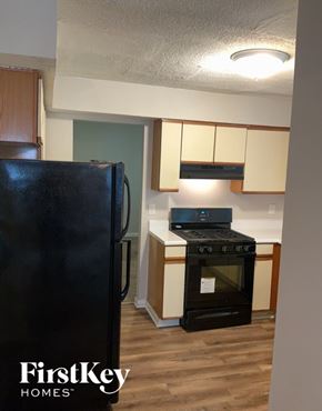 Stone Mountain house for rent - 3931 Springleaf Drive Stone Mountain, GA 30083
