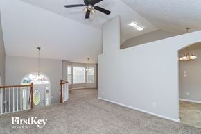 Powder Springs house for rent - the living room is clean and ready to be staged