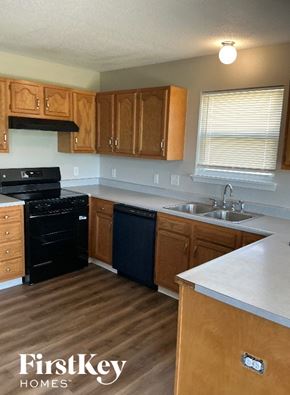 Indianapolis house for rent - 4107 Ash Lawn Road Indianapolis, IN 46234