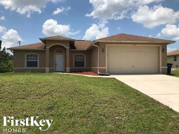 Lehigh Acres house for rent - 4115 10th St SW Lehigh Acres, FL 33976