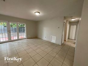 Miami Gardens house for rent - 4115 NW 185th St Miami Gardens, FL 33055