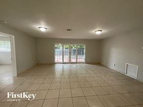 Miami Gardens house for rent - 4115 NW 185th St Miami Gardens, FL 33055