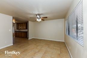 Phoenix house for rent - 4149 E Hartford Ave Phoenix, AZ 85032