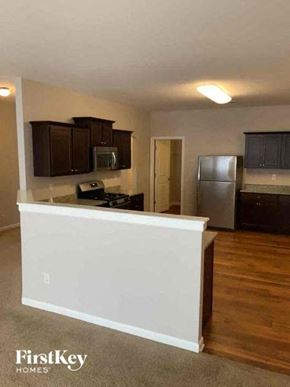 Gainesville house for rent - 4221 Weeping Willow Drive Gainesville, GA 30504
