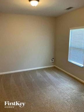 Gainesville house for rent - 4221 Weeping Willow Drive Gainesville, GA 30504