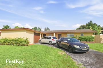 West Palm Beach house for rent - 4304 N Shore Dr West Palm Beach, FL 33407