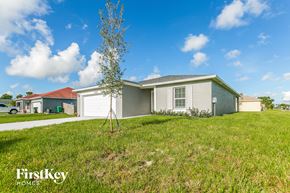 Port St. Lucie house for rent - 4402 SW Daemon St Port St. Lucie, FL 34953