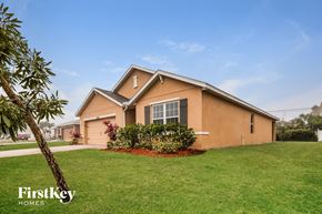 Cape Coral house for rent - 4406 SW 9th Avenue Cape Coral, FL 33914